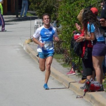 El bolivarense Juan Manuel Chaves se quedó con el segundo puesto en los 15K