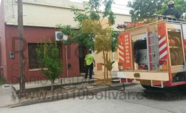 Incendio en una vivienda en Chiclana 366