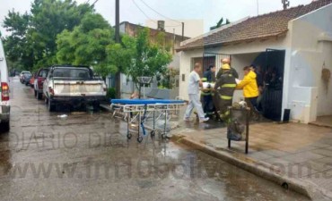 Incendio en una vivienda: una mujer hospitalizada