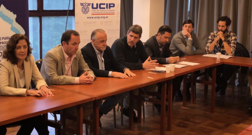 Proponen ampliar el horario de expendio de bebidas alcoh&oacute;licas
