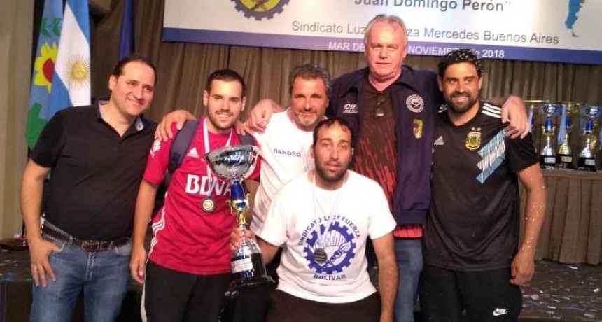 Diego Prieto: &lsquo;Este subcampeonato de Bowling es hist&oacute;rico para la seccional Luz y Fuerza de Bol&iacute;var&rsquo;