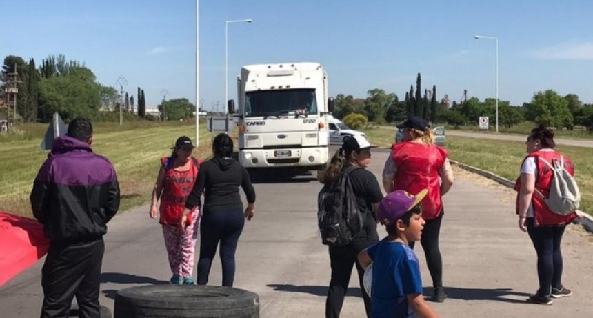 Ahora Olavarr&iacute;a: volvieron los piquetes en la Ruta 226 y el corte es total