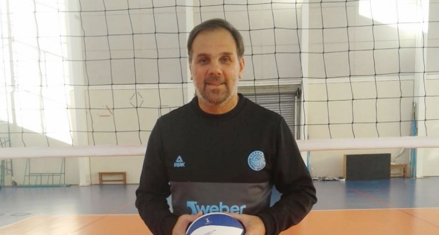 Javier Weber: &lsquo;El equipo va de menor a mayor y encontrando la mejor forma de jugar&rsquo;