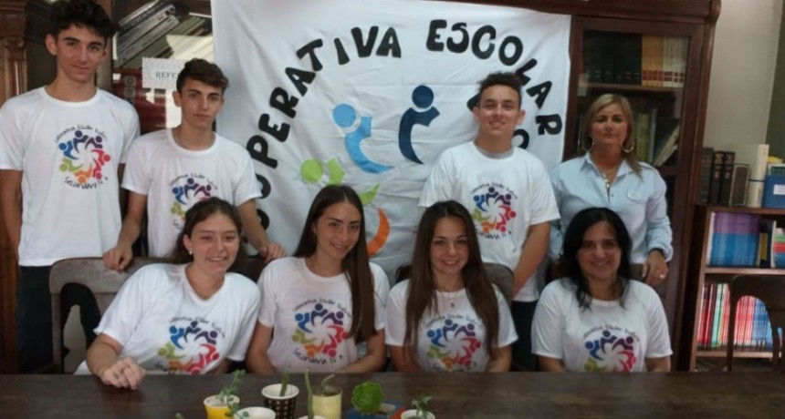Comenz&oacute; a funcionar la cooperativa escolar &lsquo;Eco Arte&rsquo; de la EES N.&ordm; 4 