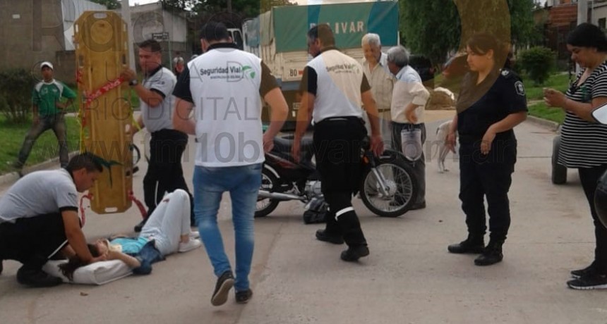 Impacto en Balcarce 1400: Una motociclista resulto hospitalizada