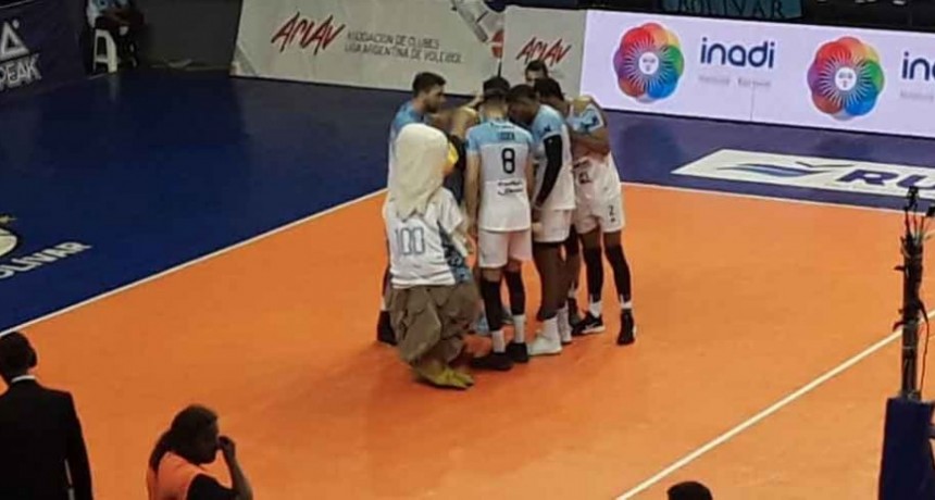 Bol&iacute;var V&oacute;ley comenz&oacute; la Liga de Voleibol Argentina con una sonrisa