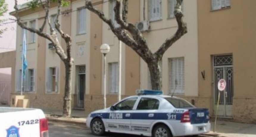 La Polic&iacute;a investiga dos robos en la misma manzana