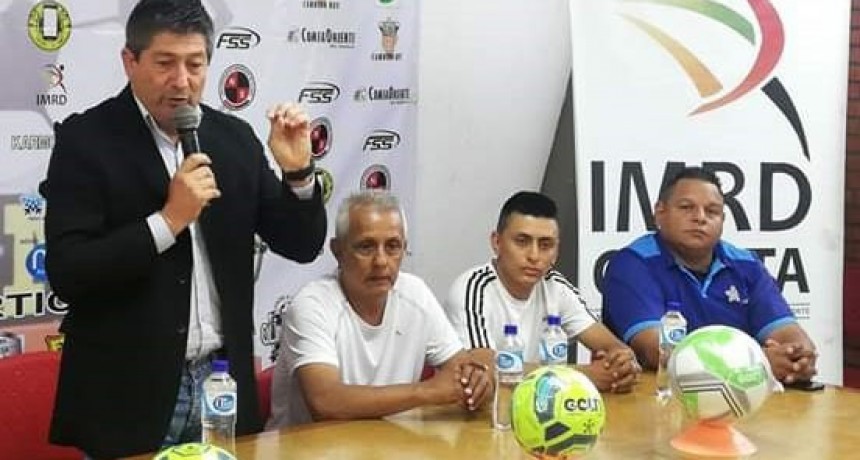 Daniel Luengo: &lsquo;Cuando uno sale del pa&iacute;s se da cuenta de la importancia y el reconocimiento que tiene el futbol argentino&rsquo;