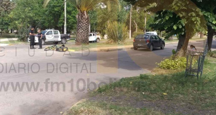 Ciclista hospitalizado por prevenci&oacute;n tras accidente en Av. Belgrano y Av. 9 de julio