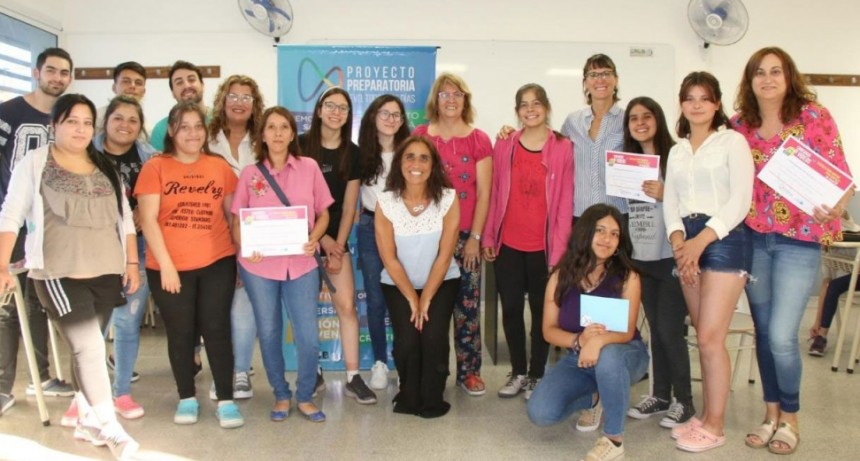 La preparatoria entreg&oacute; los premios del concurso de cortos