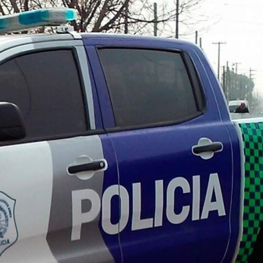 Parte oficial de Policía: Daños en vidrieras, violación de perímetro,robo de herramientas y cable trifásico 
