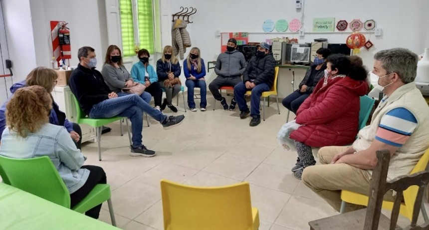 “Bali” Bucca en Urdampilleta: Visitó  el Taller Protegido y la Casa Hogar para adultos mayores