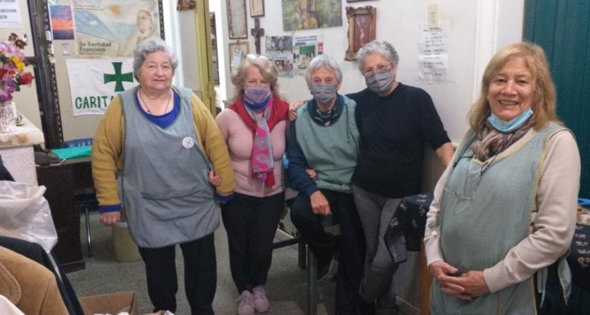 CARITAS realizará una gran feria de ropa el próximo sábado 6 