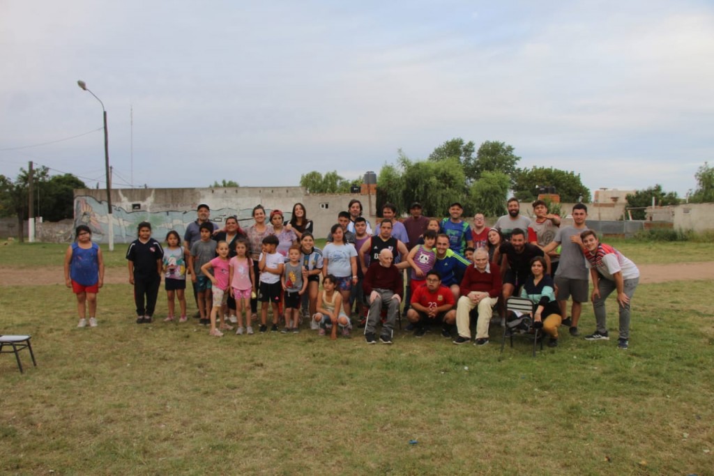 La Dirección de Niñez arribó a barrio Los Zorzales con la iniciativa Juguemos Piola