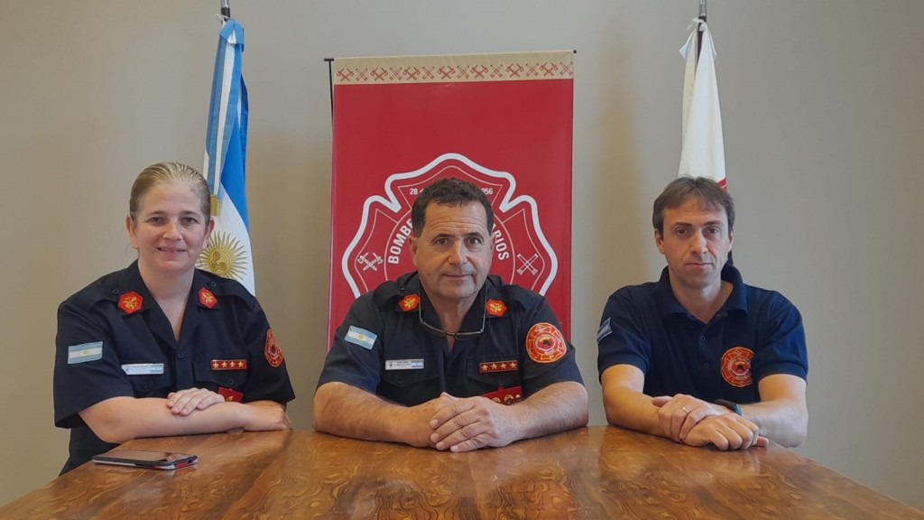 Bomberos Voluntarios hará una Demostración Práctica y una Muestra Estática de Materiales en el Parque Las Acollaradas