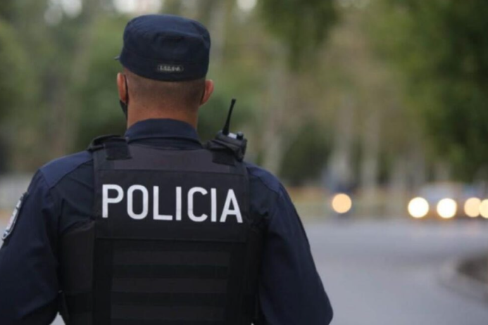 La Policía aprehendió a dos sujetos imputados por  “Robo Calificado y Lesiones Flagrante de Delito”