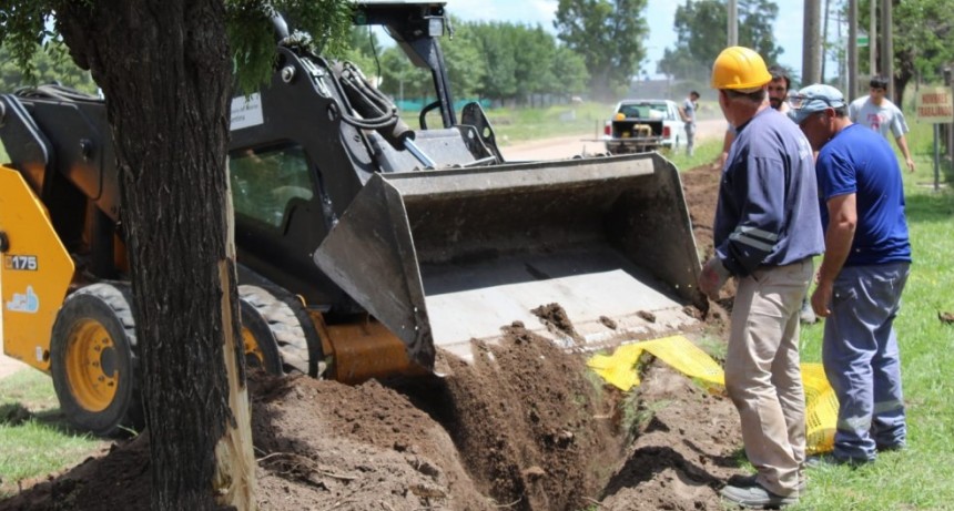 Comenzaron los trabajos para la llegada del Gas Continuo a Barrio Parque y Pompeya, con FM 10 hablamos con el Intendente Pisano y el Secretario de Hacienda Javier Erreca