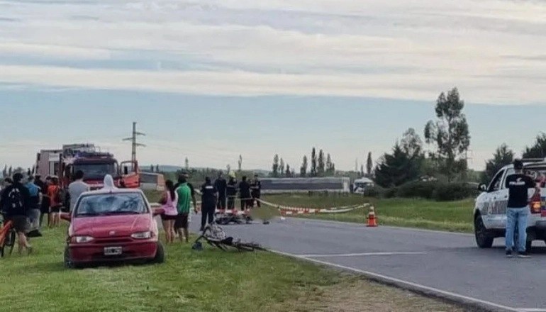 Coronel Pringles: un adolescente de 16 años murió tras chocar en moto contra un camión en la Ruta 51