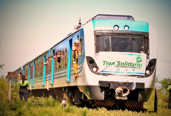Este viernes, llega el Tren Solidario a Bolívar y Urdampilleta, con un importante movimiento turístico y comunitario, en FM 10 hablamos con el Director Sergio Rojas