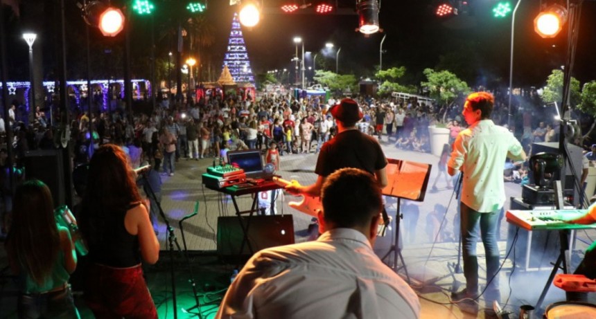 Fin de semana a puro ritmo en el Centro C&iacute;vico