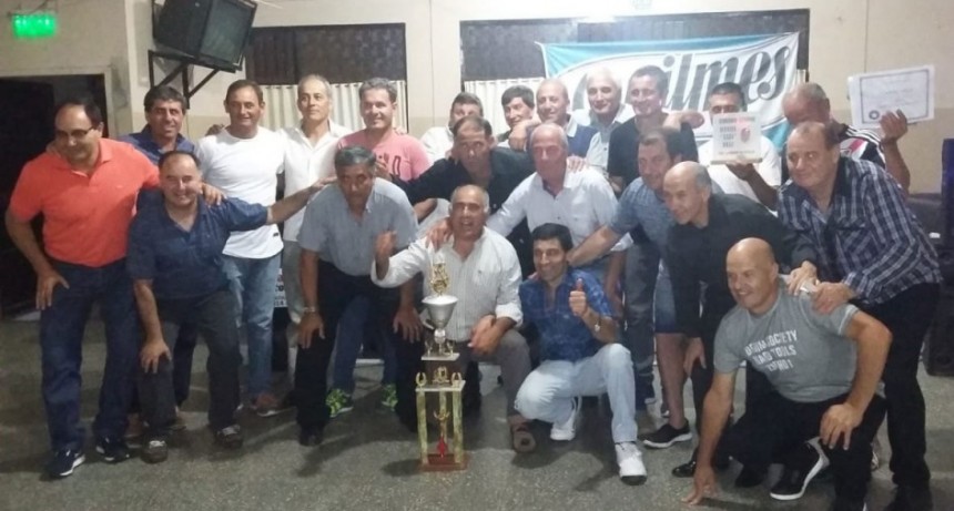 El Club Argentino festej&oacute; el campeonato que obtuvo en el torneo Daniel Tati Diaz