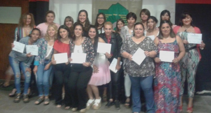 Se llev&oacute; a cabo el acto de colaci&oacute;n del Centro de Formaci&oacute;n Profesional N.&ordm; 401