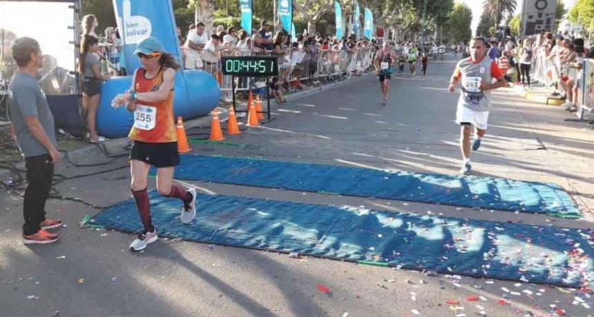 Lorena Ju&aacute;rez: &lsquo;Entrenar todo el a&ntilde;o para terminar bien esta carrera y lograrlo me hace muy feliz&rsquo; 