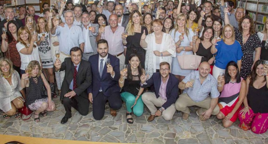 Argeri encabez&oacute; el brindis de fin de a&ntilde;o del CAA: 'Este Colegio tiene mucho por celebrar'