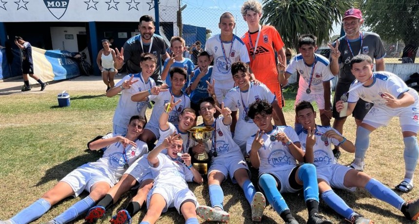 El seleccionado de Balonpié se coronó bicampeón de la “Sur Cup”