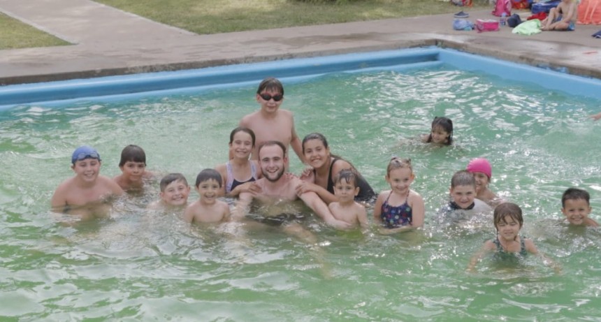 Comenzó la Colonia de Verano en el Natatorio Municipal
