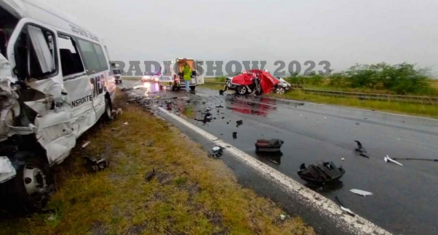 Ruta 226: Grave accidente con el saldo de dos masculinos fallecidos y tres personas heridas. Hablamos con Franco Rojas de Bomberos Voluntarios