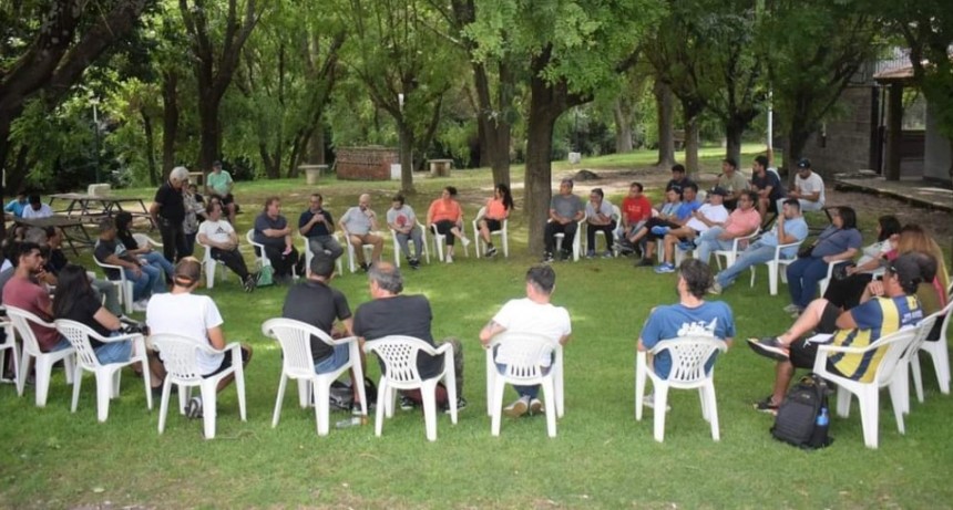 La Dirección de Deportes participó de una reunión regional