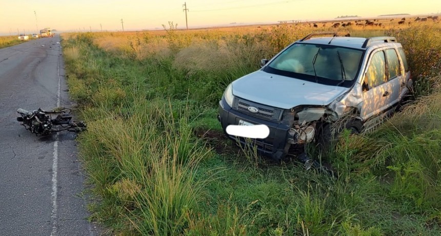 Henderson: Falleció un joven motociclista en un accidente registrado en Ruta 86, al impactar con un vehículo