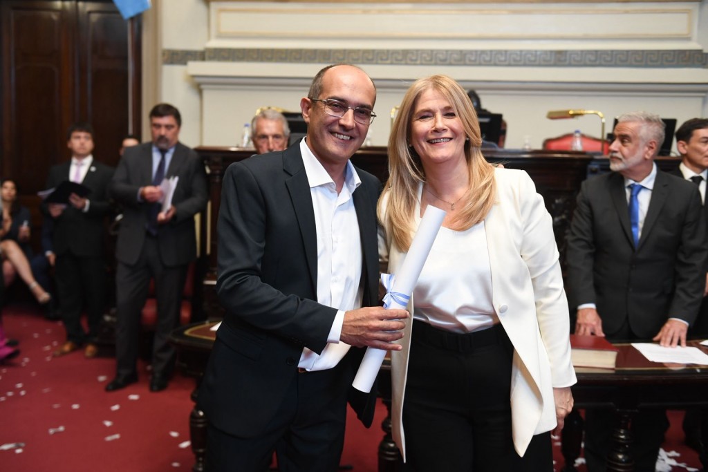 Marcos Pisano juró como senador de la provincia de Buenos Aires