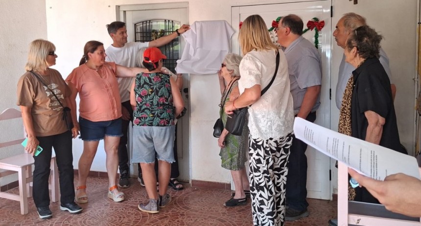 Centro de Día Alegrías: Se desarrolló un emotivo acto con recuerdos, placas conmemorativas y un repaso por el salvataje que logró la comisión